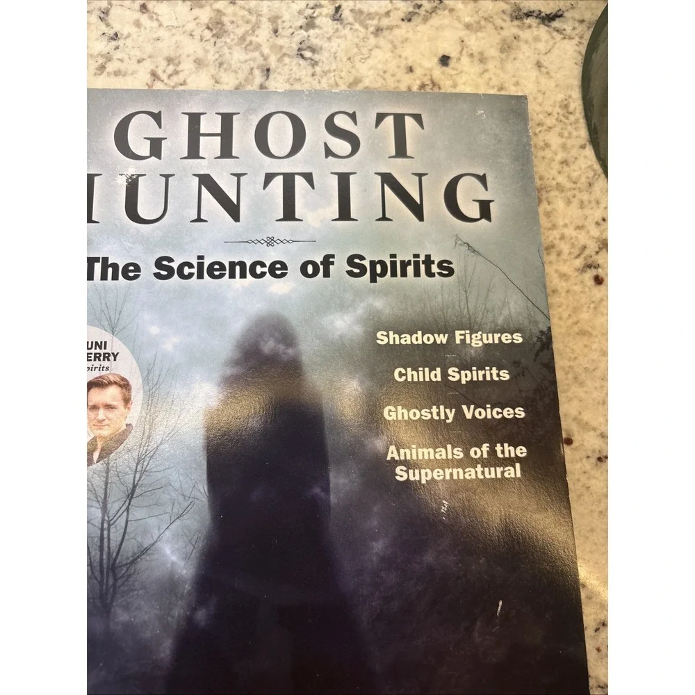 Lot Of 3 Ghost Haunted Themed Magazines World Scariest Ghost Hunting Halloween